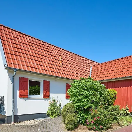 Luette Hus 2 *